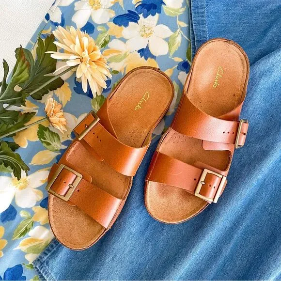 Clarks double strap leather sandals. - Picture 1 of 11